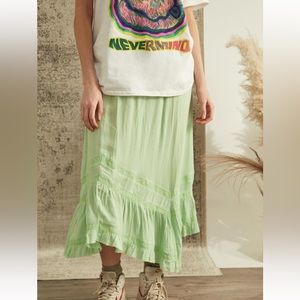 Crinkle prairie midi skirt urban outfitters
